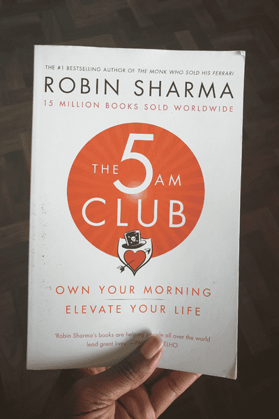 the 5 am club book