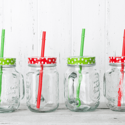 21 Easy Chic DIY Mason Jar Crafts to Sell for Extra Income